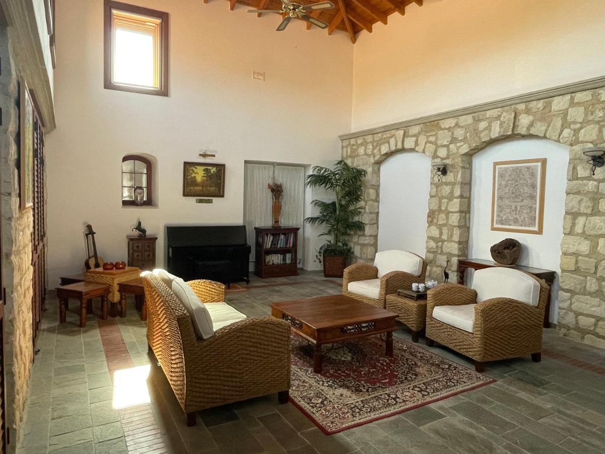 Beautiful Home Paphos Exterior photo